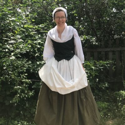 Outlander Cosplay: Adding 18th Century Accessories